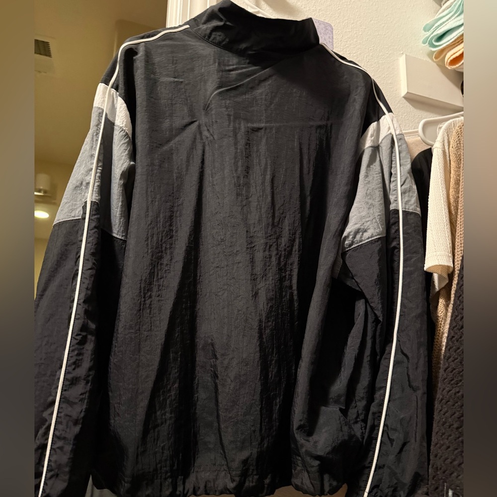 Nike running jacket - Picture 2 of 3